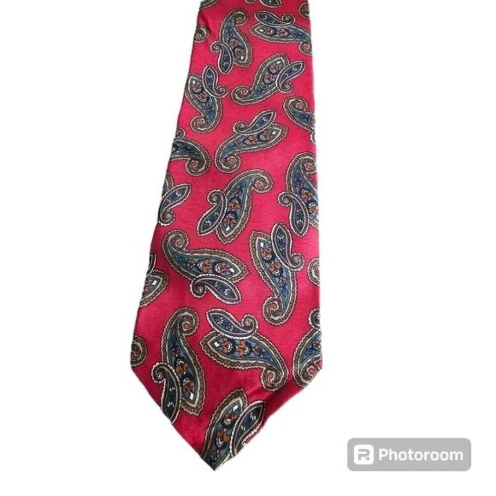 Vintage Brooks Brothers Red Paisley All Silk Tie Made in USA